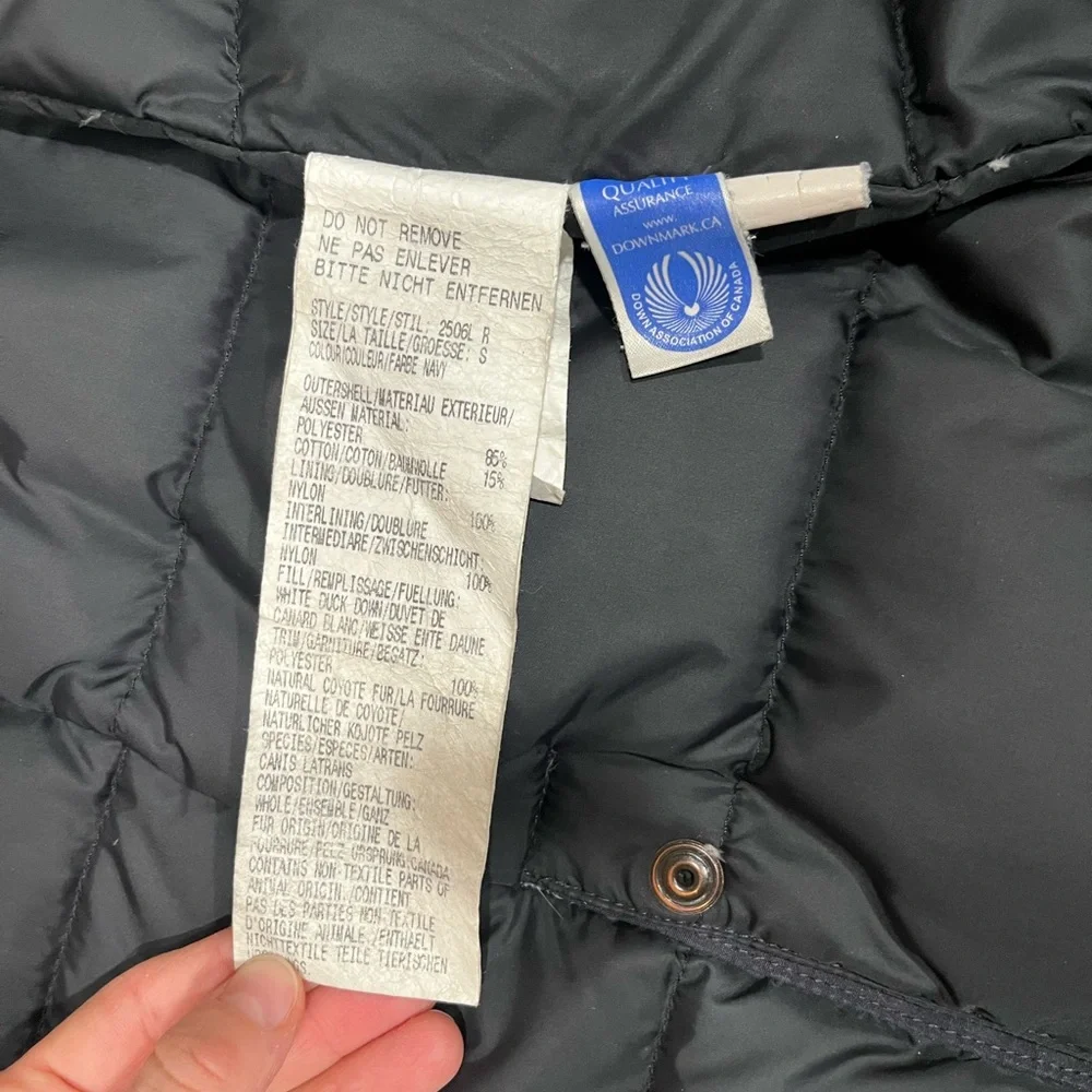 Canada Goose Navy Puffer Jacket - Picture 2 of 7